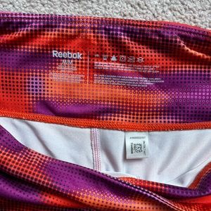 Women’s sz M 3/4 length leggings Reebok